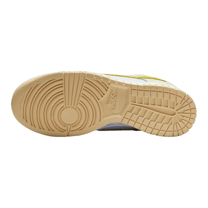 Nike Dunk Low Yellow Strike (W) Sohle