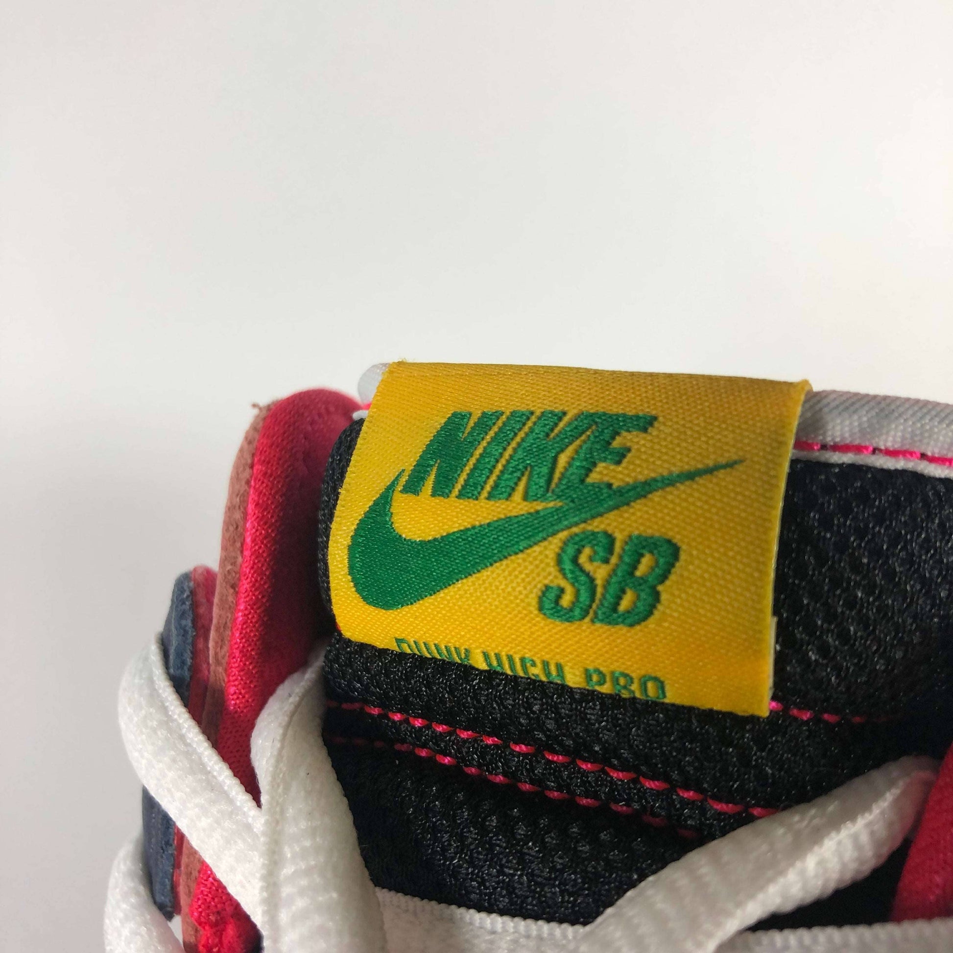 Nike SB Dunk High RX-0 Unicorn Gundam Tongue