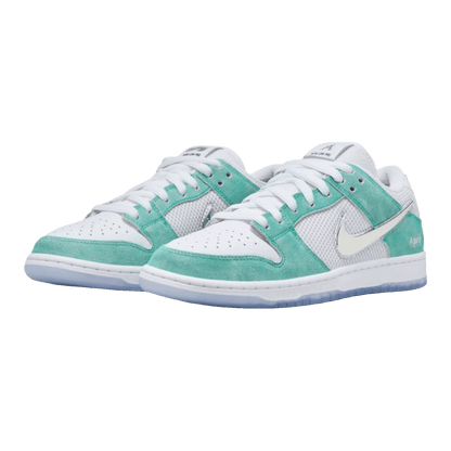 Nike SB Dunk Low April Skateboards Side