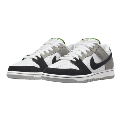 Nike SB Dunk Low Chlorophyll Side