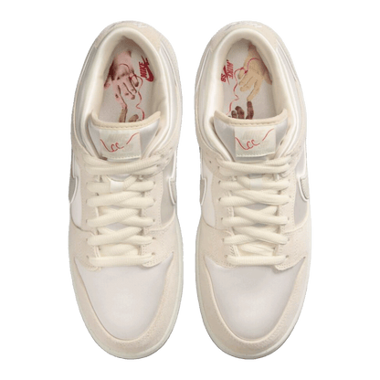 Nike SB Dunk Low City of Love Light Bone Oben