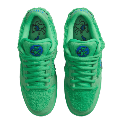 Nike SB Dunk Low Grateful Dead Bears Green Oben