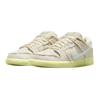 Nike SB Dunk Low Mummy Side