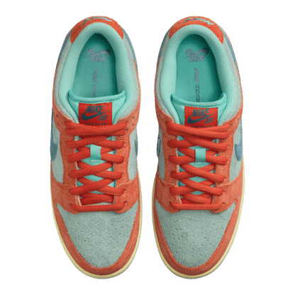 Nike SB Dunk Low Orange Emerald Rise Oben