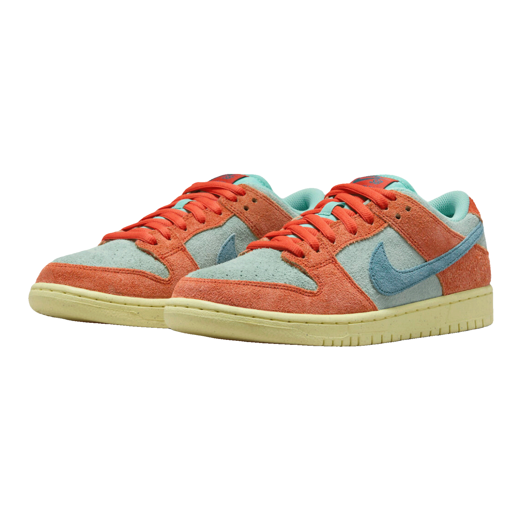 Nike SB Dunk Low Orange Emerald Rise Side