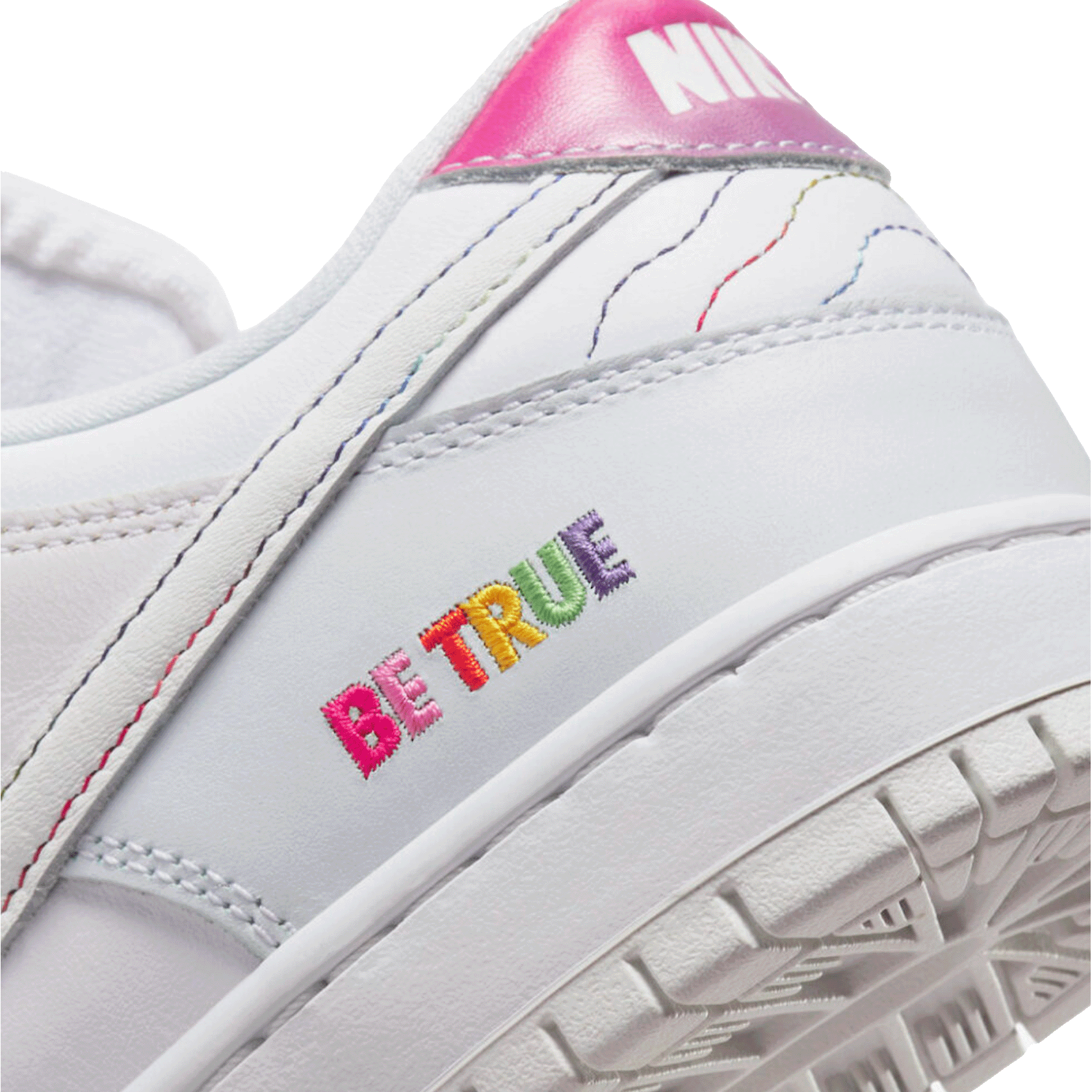 Nike SB Dunk Low Pro Be True Detail