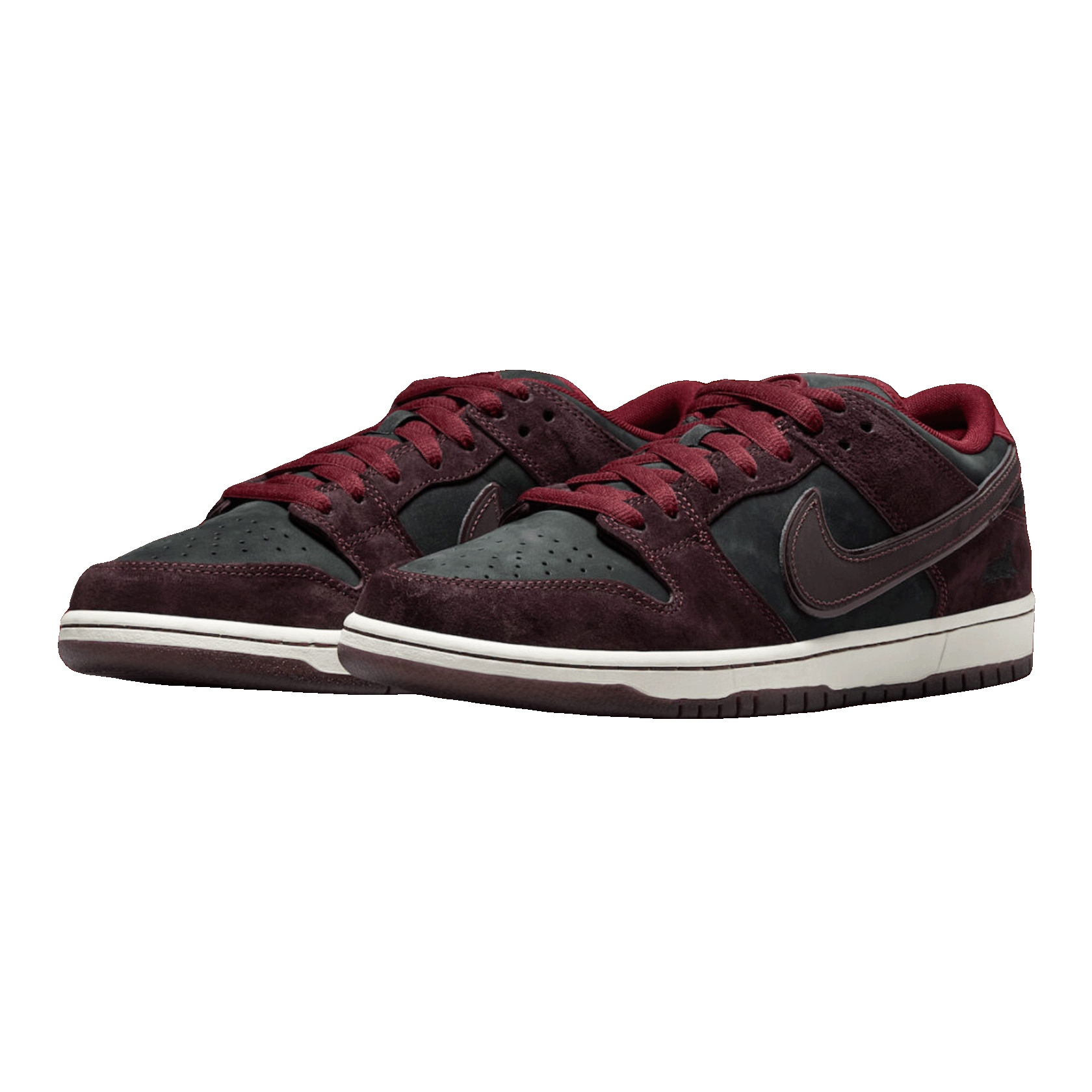 Nike SB Dunk Low Riot Skateshop Side