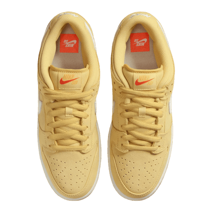 Nike SB Dunk Low Saturn Gold Oben