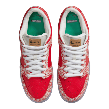 Nike SB Dunk Low Stingwater Magic Mushroom Oben