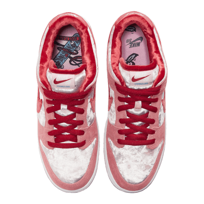 Nike SB Dunk Low StrangeLove Skateboards Oben