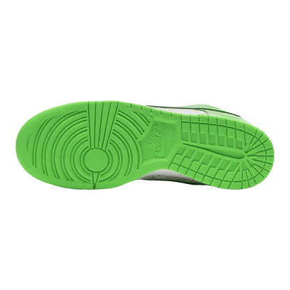 Nike SB Dunk Low Supreme Stars Mean Green (2021) Sohle