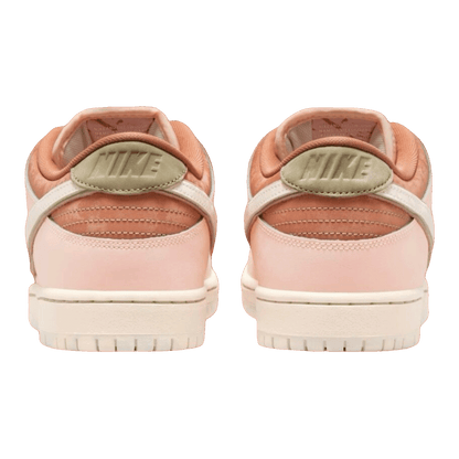 Nike SB Dunk Low Trocadéro Gardens Back