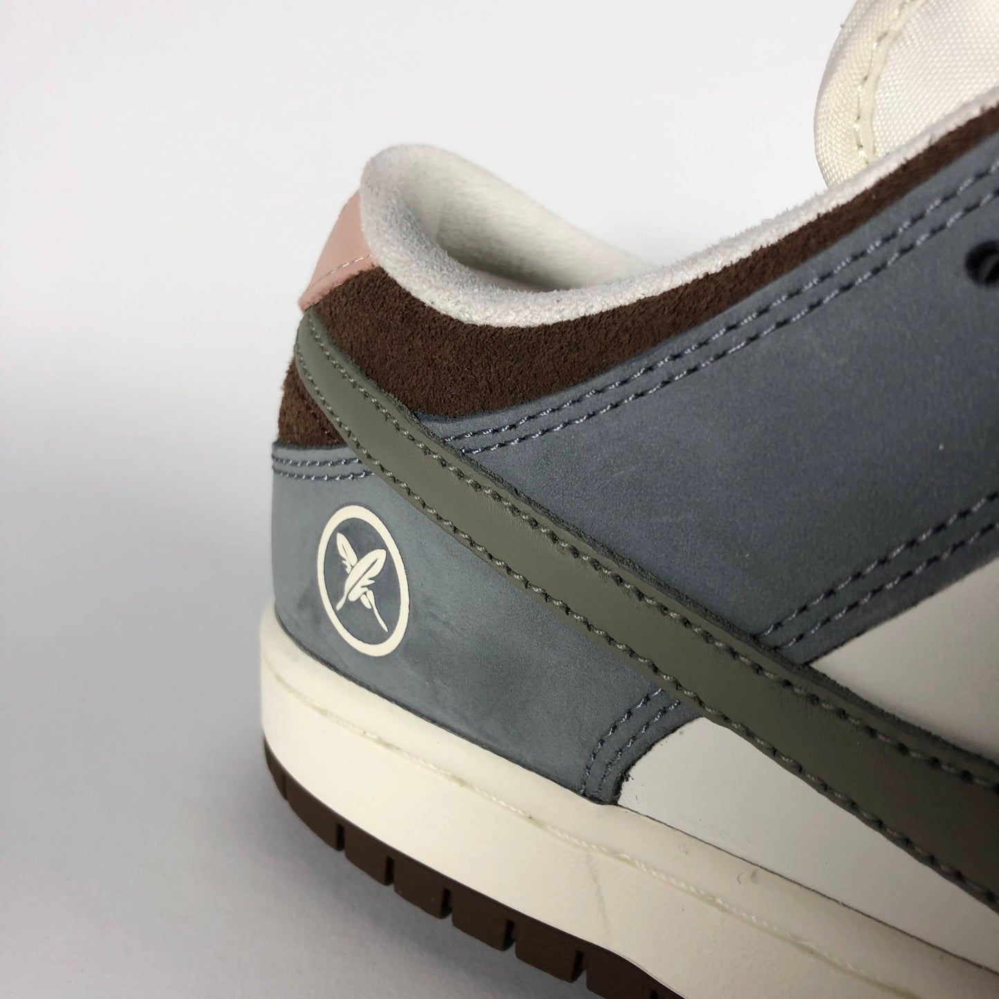 Nike SB Dunk Low Yuto Horigome Symbol