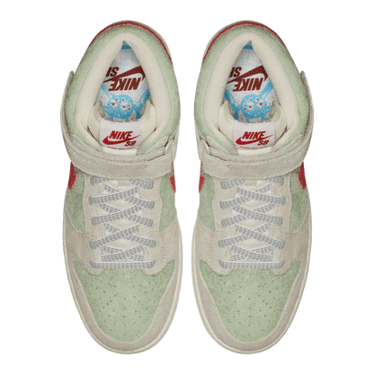 Nike SB Dunk Mid White Widow Oben