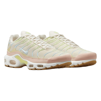Nike TN Air Max Plus Crimson Tint (W) Side