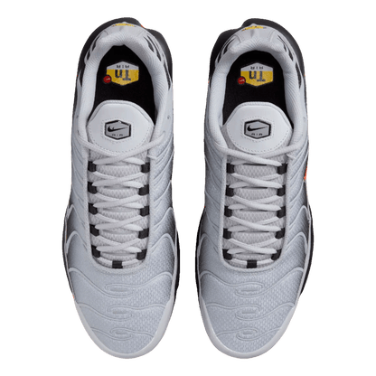 Nike TN Air Max Plus Wolf Grey Picante Red Oben