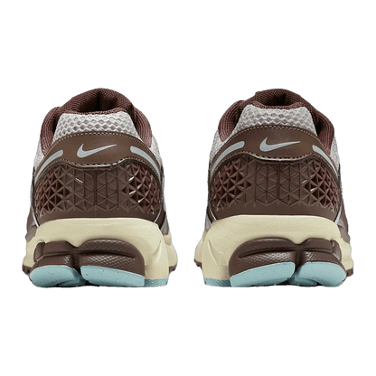 Nike Zoom Vomero 5 Earth Fossil (W) Back FD9920-022