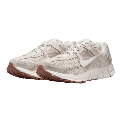 Nike Zoom Vomero 5 Light Orewood Brown (W) Side FZ3780-101