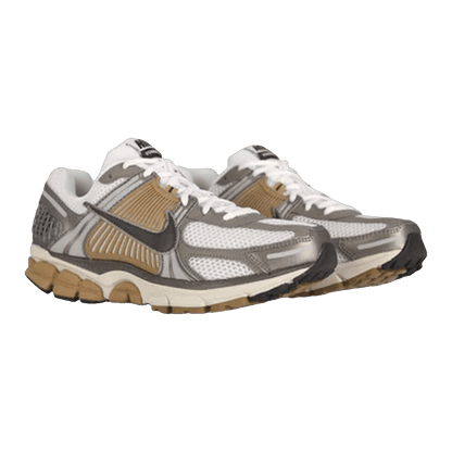 Nike Zoom Vomero 5 Metallic Pewter Side FJ4151-006