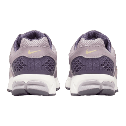 Nike Zoom Vomero 5 Platinum Violet Back HQ3643-019