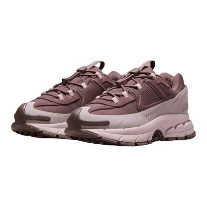 Nike Zoom Vomero 5 Roam Tattoo Particle Rose (W) Side HQ2181-501