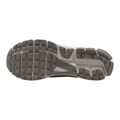 Nike Zoom Vomero 5 Sail Vast Grey Metallic Silver Sohle FB9149-103