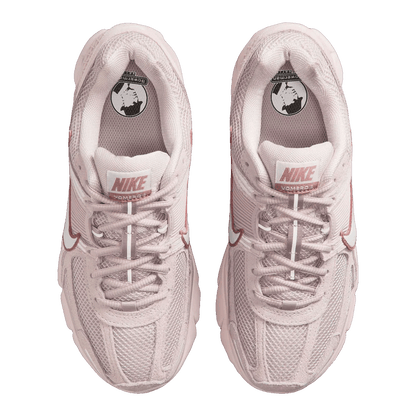 Nike Zoom Vomero 5 Silt Red (W) Oben HQ0458-600