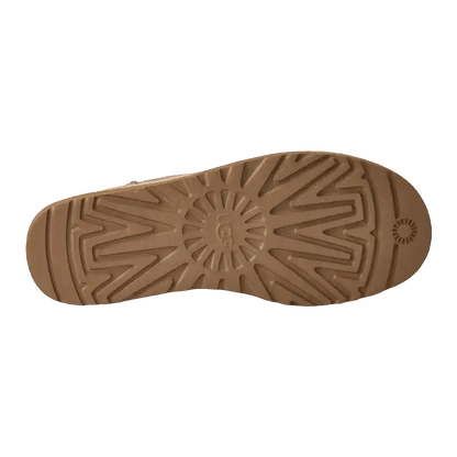 UGG Classic Ultra Mini Boot Driftwood Biking Red Sohle