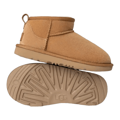 UGG Classic Ultra Mini Boot Sand (Kids) Detail