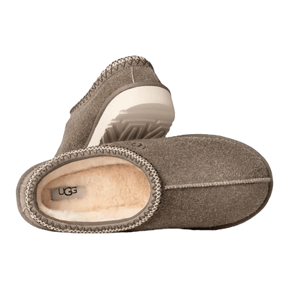 UGG Tasman Shaggy Suede Slipper Smoke Plume Oben